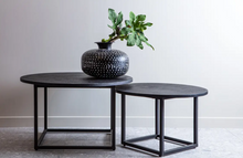 Cargar imagen en el visor de la galería, MESAS OMAN.