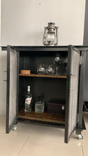 Cargar imagen en el visor de la galería, CARRO BAR HIBIKI.